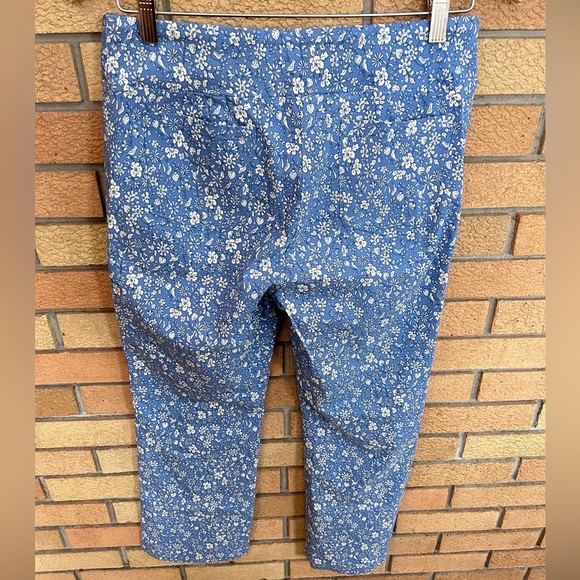 NWT J. McLaughlin Ivy Pants Placid Blue/Off White Mega Bay Pedal Size 8 - Picture 3 of 5